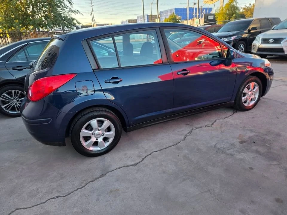 2012 Nissan Versa - Image 8 of 14