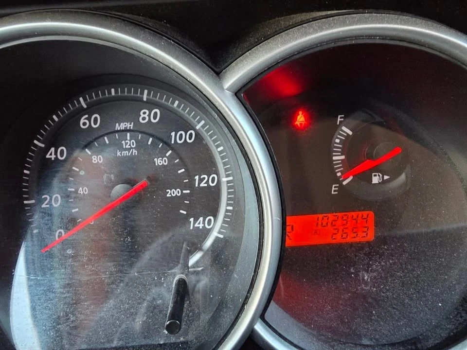 2012 Nissan Versa - Image 14 of 14