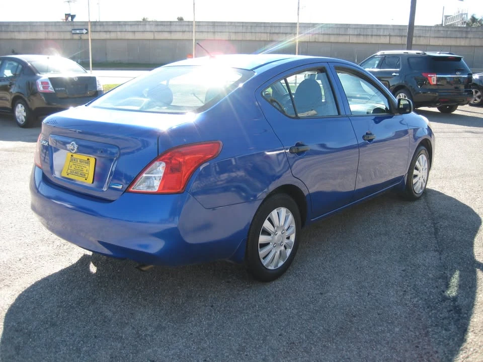 2012 Nissan Versa - Image 3 of 16