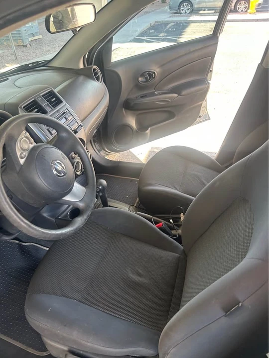 2012 Nissan Versa - Image 2 of 4
