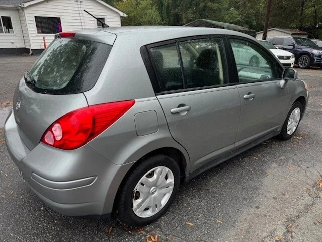 2012 Nissan Versa - Image 4 of 19