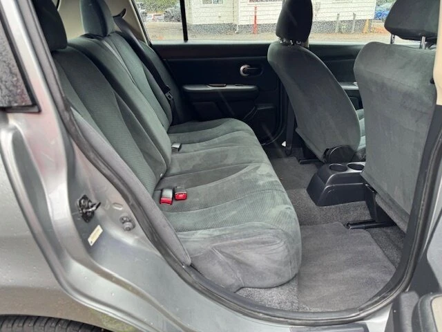 2012 Nissan Versa - Image 13 of 19