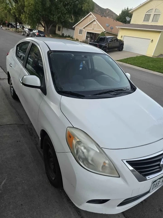 2012 Nissan Versa - Image 5 of 7