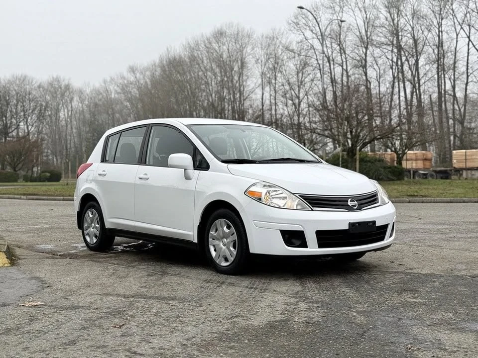2012 Nissan Versa - Image 11 of 20