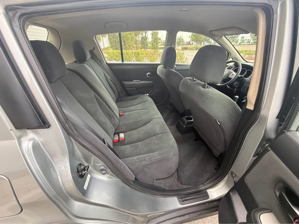2012 Nissan Versa - Image 14 of 18