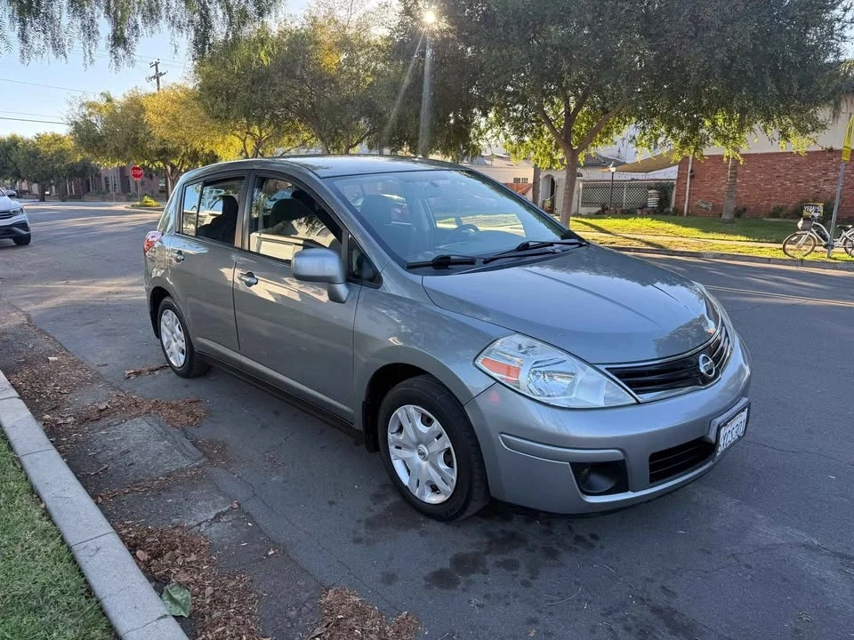 2012 Nissan Versa - Image 3 of 14