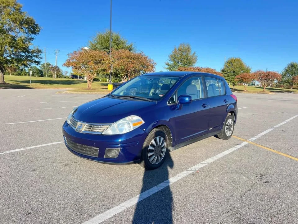 2012 Nissan Versa - Image 3 of 14