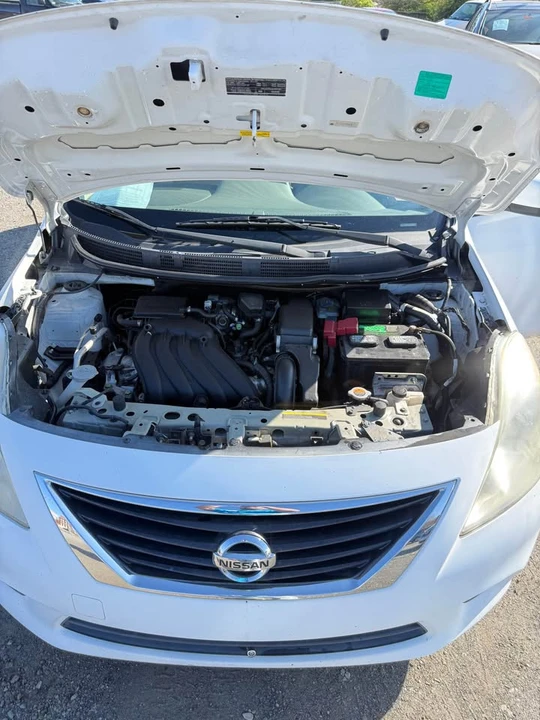 2012 Nissan Versa - Image 11 of 15