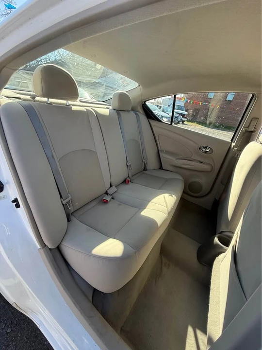 2012 Nissan Versa - Image 10 of 15