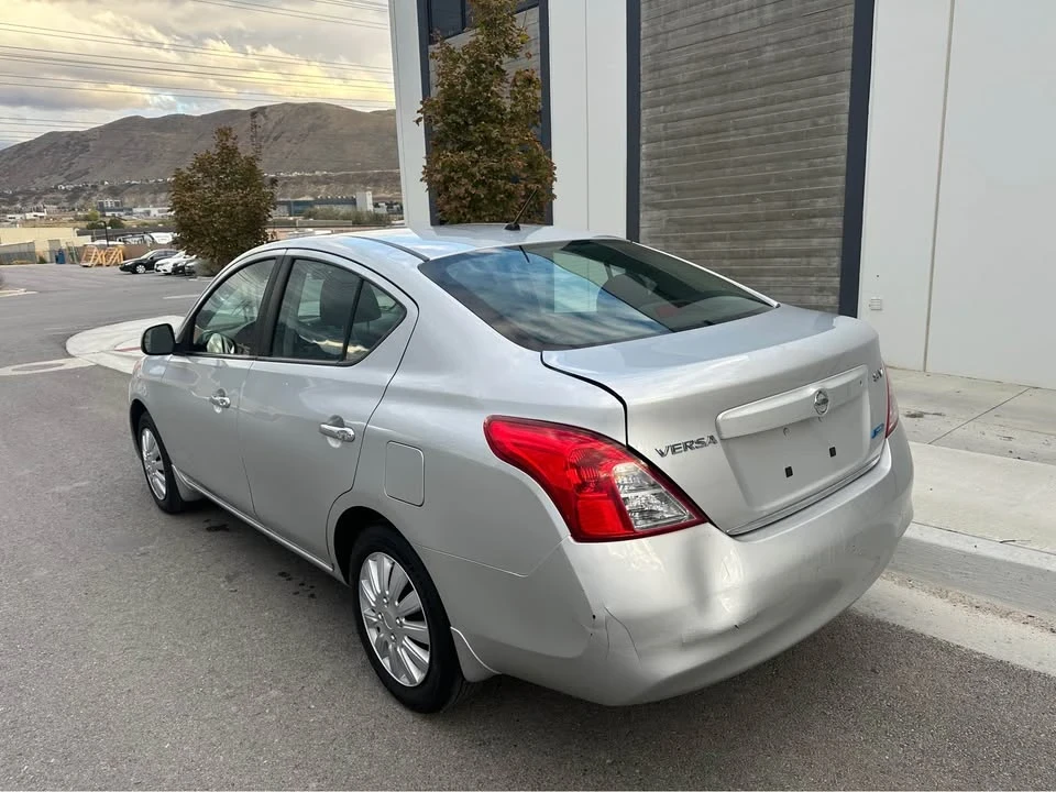 2012 Nissan Versa - Image 3 of 8