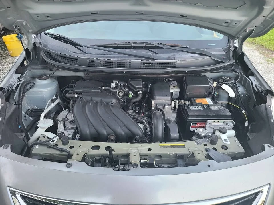 2012 Nissan Versa - Image 2 of 12