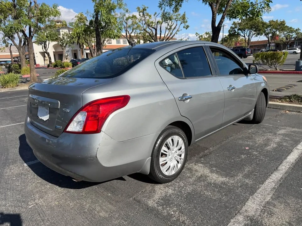 2012 Nissan Versa - Image 2 of 6
