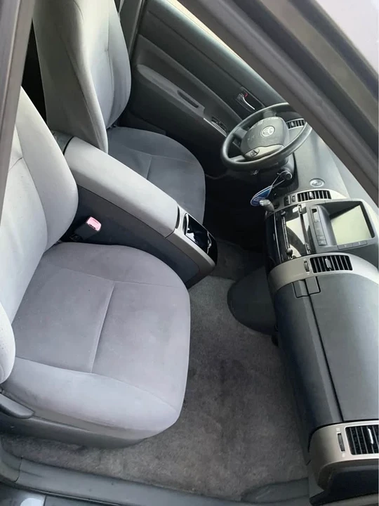2012 Nissan Versa - Image 8 of 10