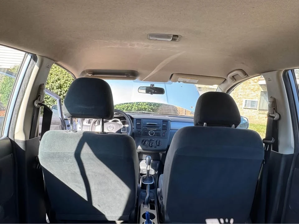 2012 Nissan Versa - Image 9 of 10