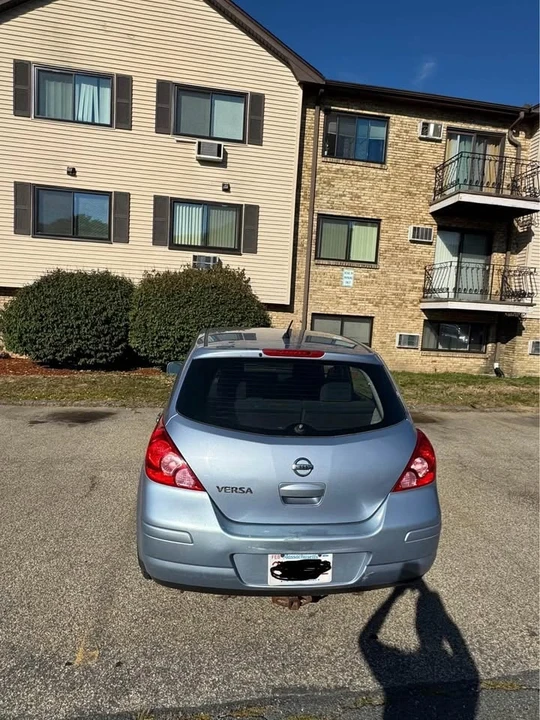 2012 Nissan Versa - Image 10 of 10