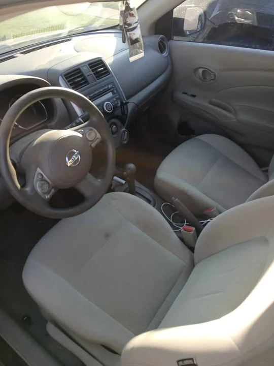 2012 Nissan Versa - Image 9 of 11