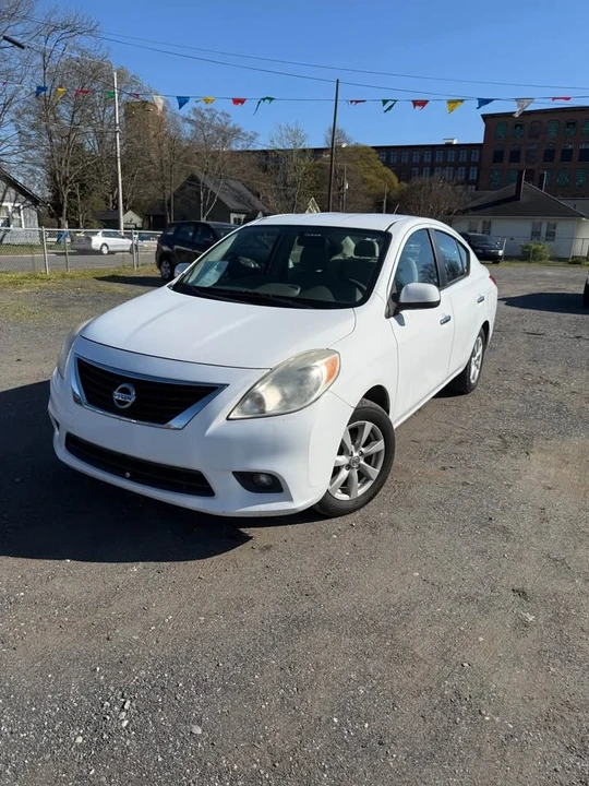 2012 Nissan Versa - Image 2 of 19