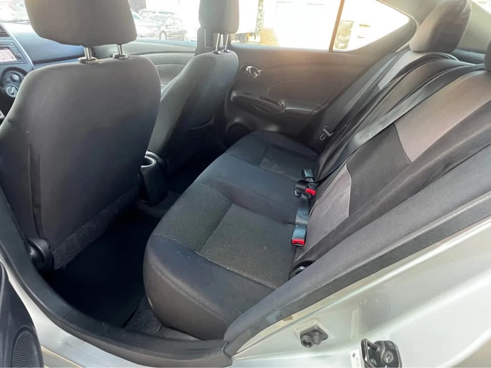 2012 Nissan Versa - Image 7 of 9