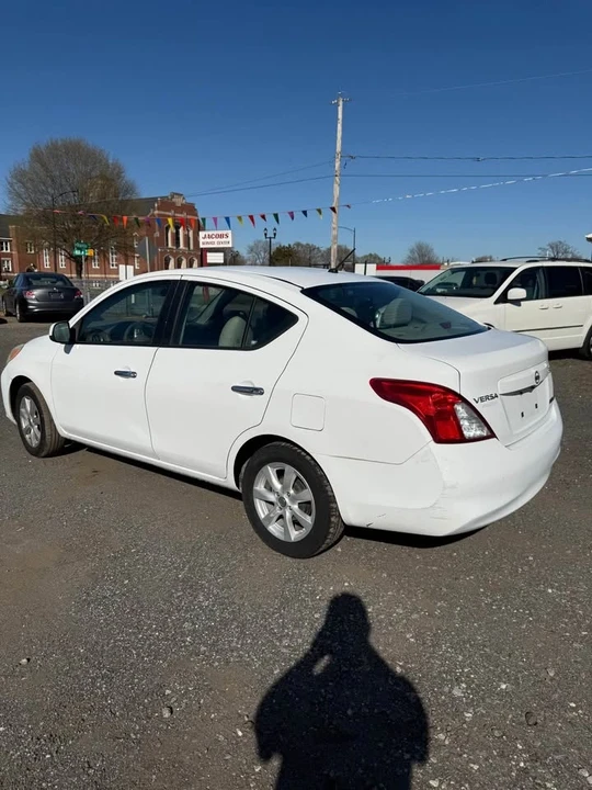 2012 Nissan Versa - Image 4 of 16