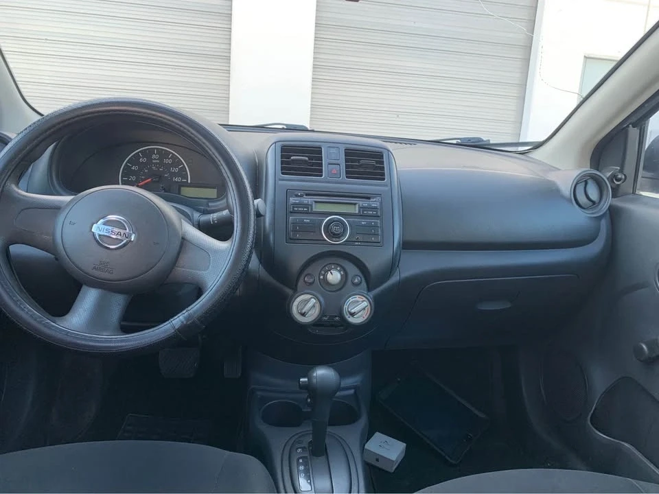 2012 Nissan Versa - Image 6 of 8