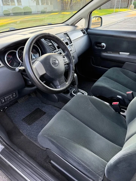 2012 Nissan Versa - Image 7 of 14
