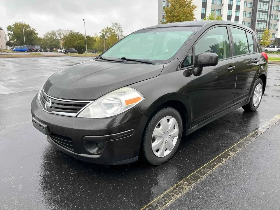 2012 Nissan Versa - Image 17 of 17