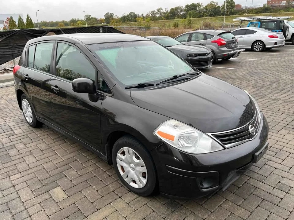 2012 Nissan Versa - Image 7 of 17
