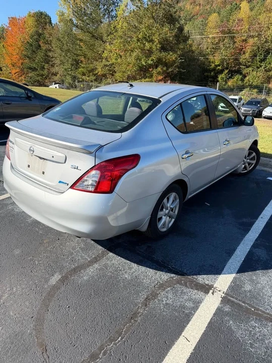 2012 Nissan Versa - Image 4 of 6