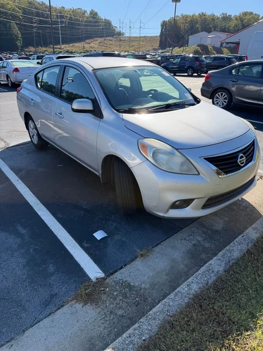 2012 Nissan Versa - Image 2 of 6