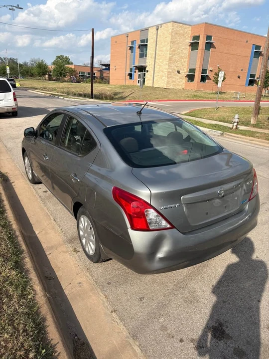 2012 Nissan Versa - Image 3 of 14