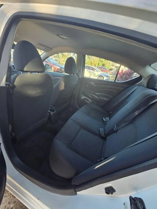 2012 Nissan Versa - Image 5 of 7