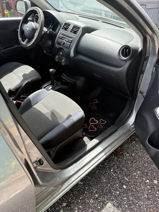2012 Nissan Versa - Image 6 of 10
