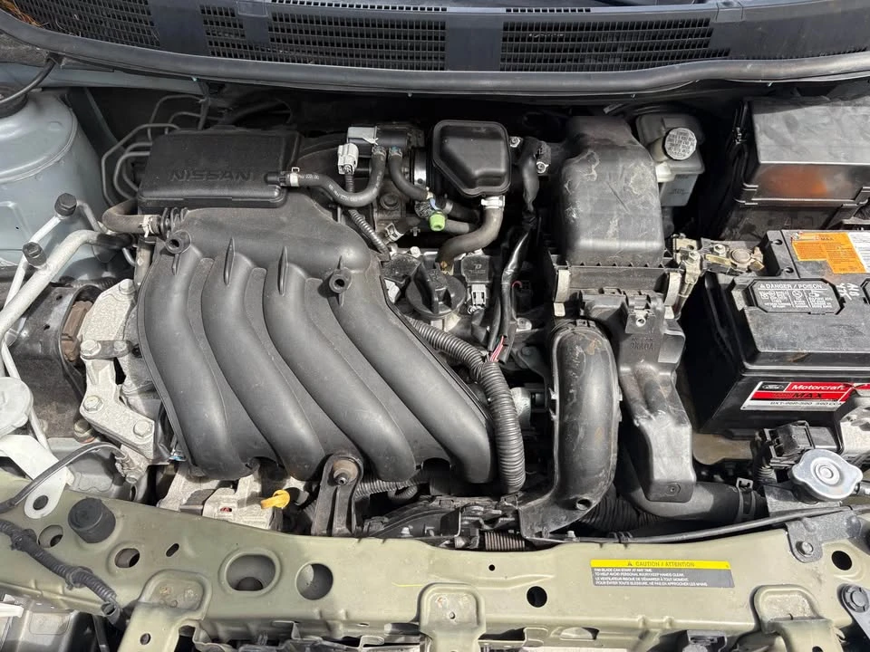 2012 Nissan Versa - Image 2 of 10
