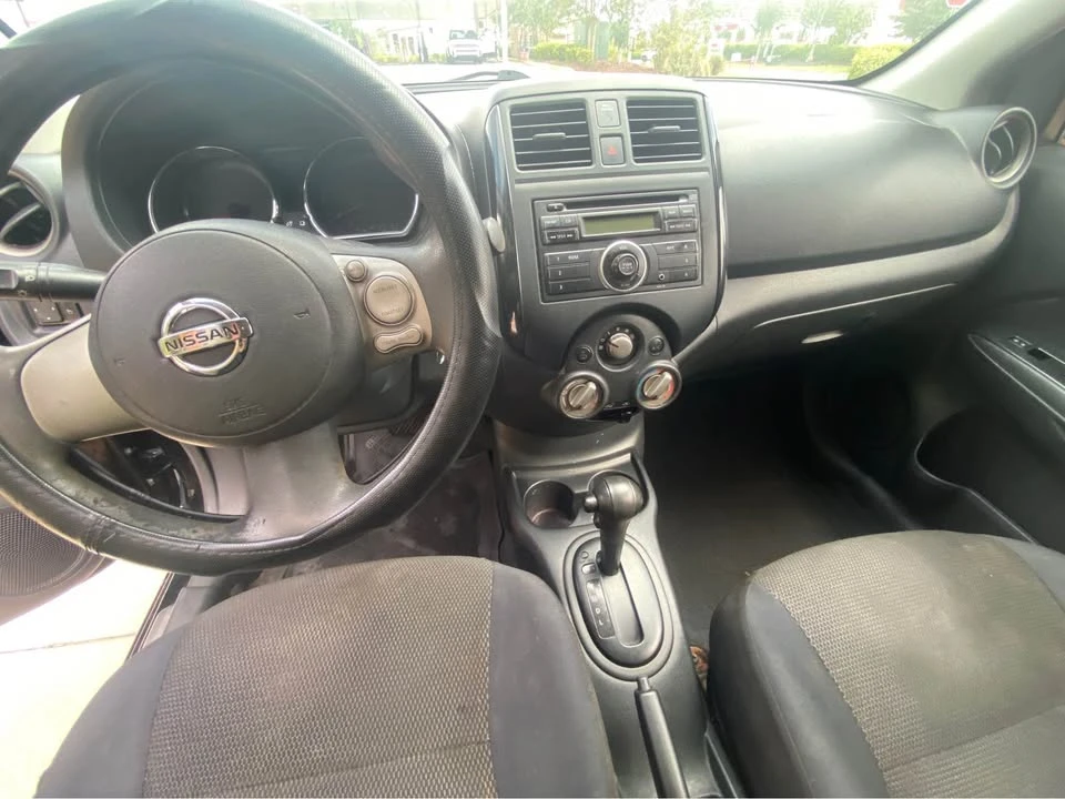 2012 Nissan Versa - Image 7 of 7