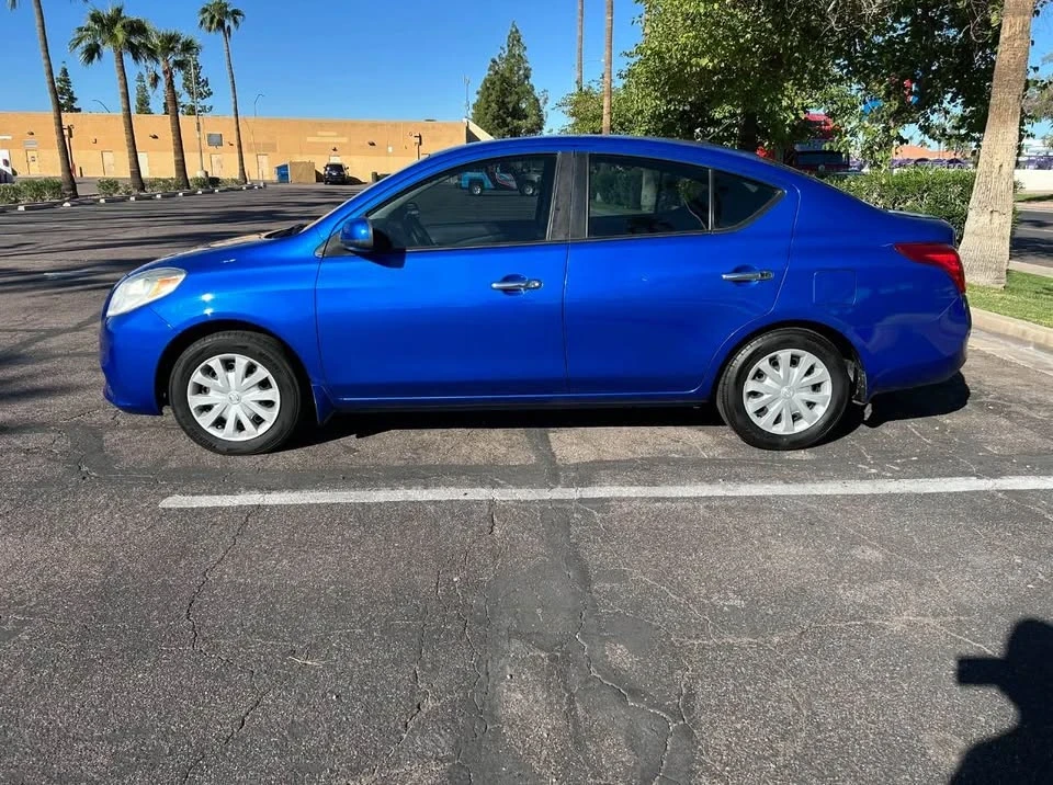 2012 Nissan Versa - Image 8 of 11