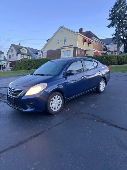 2012 Nissan Versa - Image 17 of 18