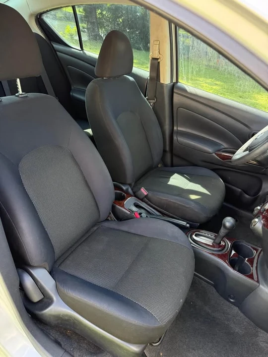 2012 Nissan Versa - Image 13 of 18