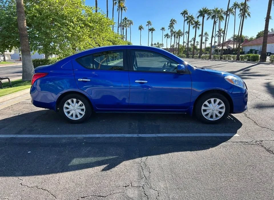 2012 Nissan Versa - Image 4 of 11