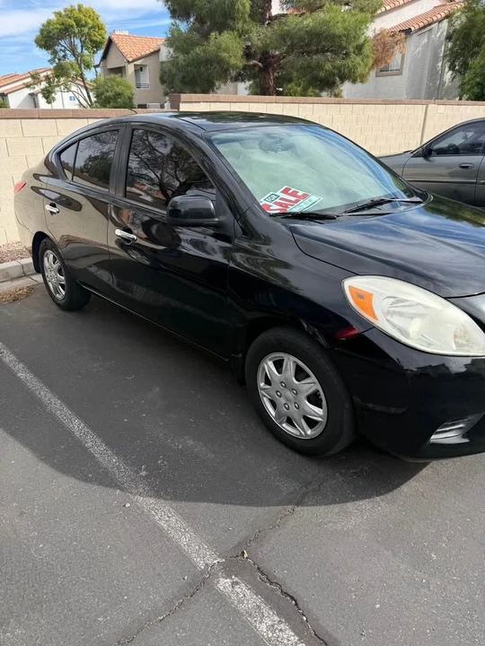 2012 Nissan Versa - Image 6 of 6