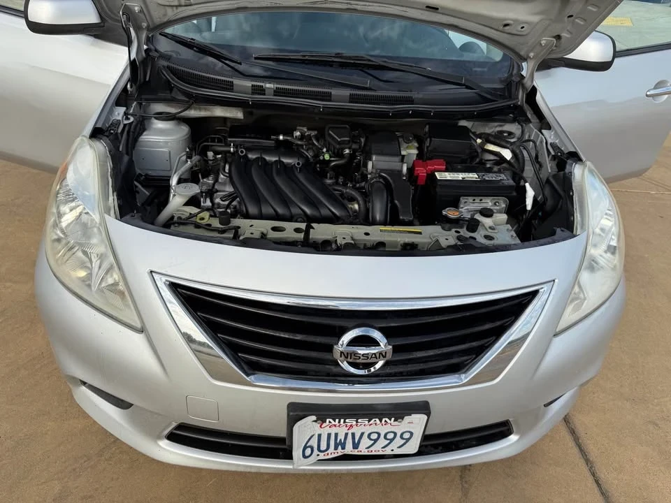 2012 Nissan Versa - Image 14 of 15