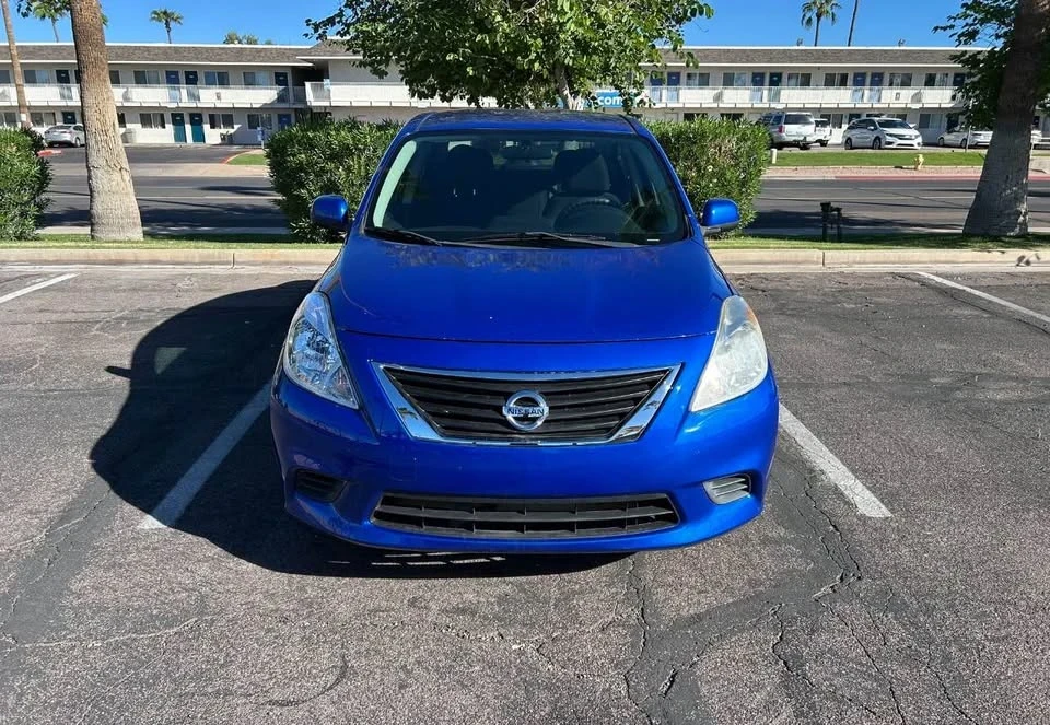 2012 Nissan Versa - Image 3 of 11