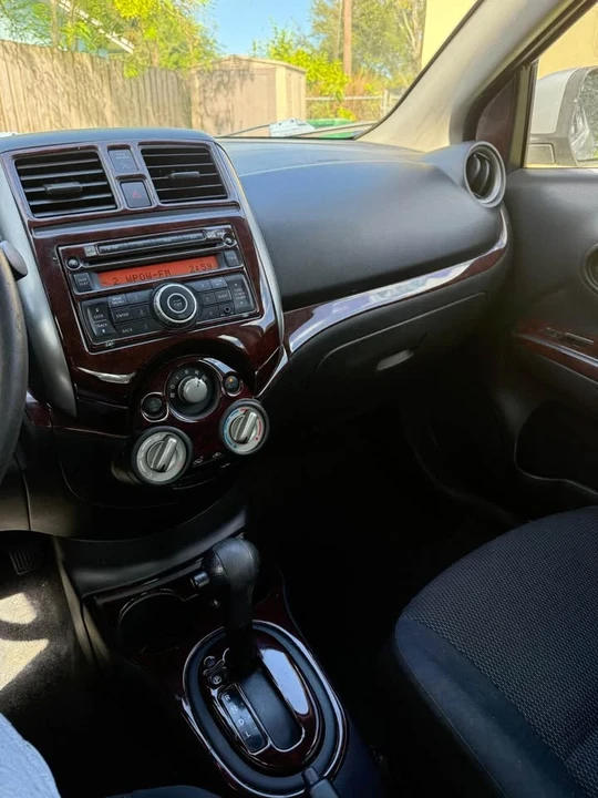 2012 Nissan Versa - Image 18 of 18