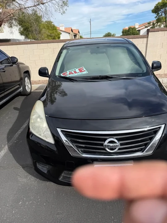 2012 Nissan Versa - Image 4 of 6