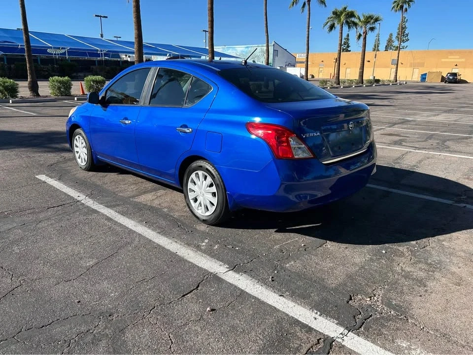2012 Nissan Versa - Image 7 of 11