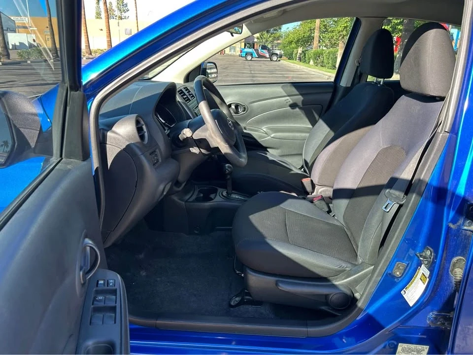 2012 Nissan Versa - Image 9 of 10
