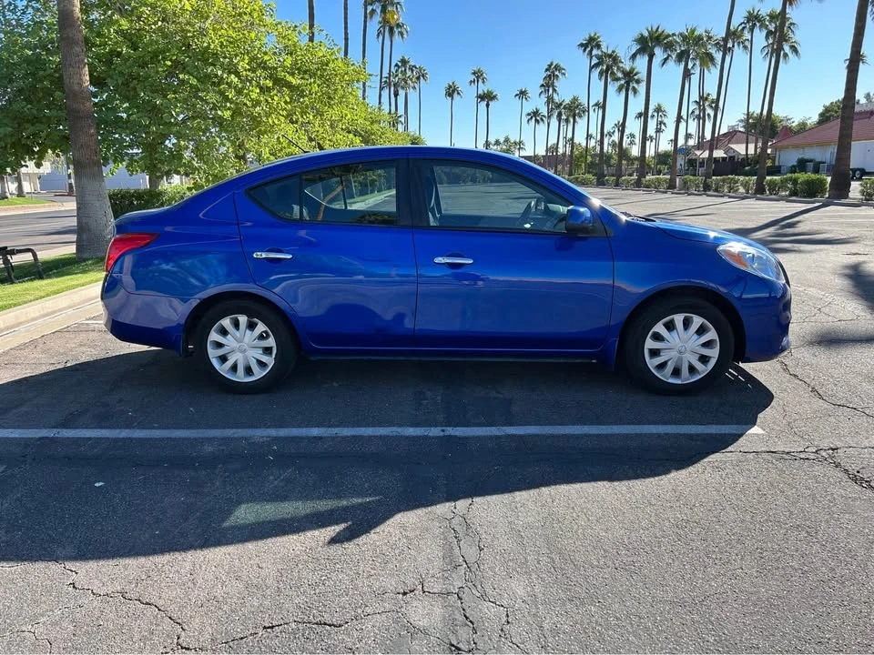 2012 Nissan Versa - Image 4 of 10