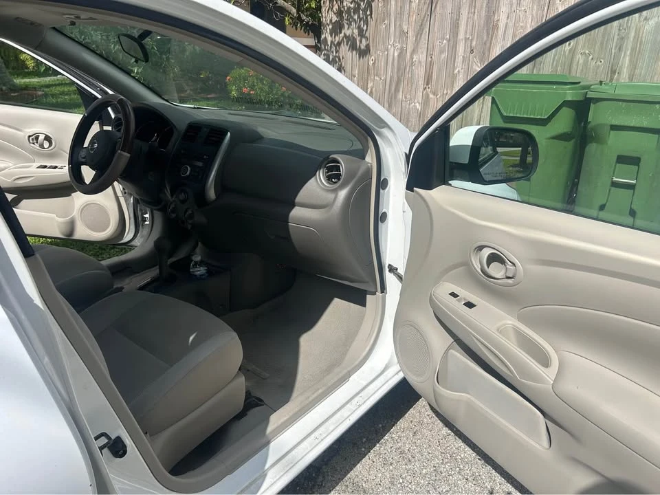 2012 Nissan Versa - Image 8 of 11