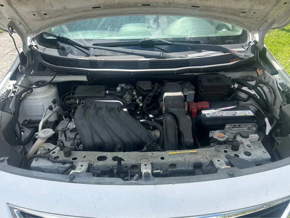 2012 Nissan Versa - Image 11 of 11