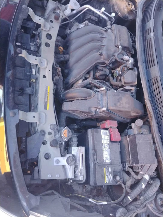 2012 Nissan Versa - Image 2 of 7