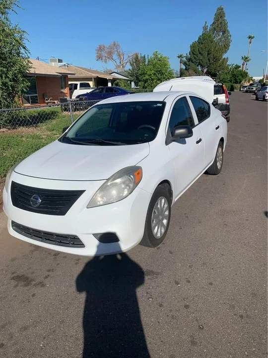 2012 Nissan Versa - Image 2 of 16